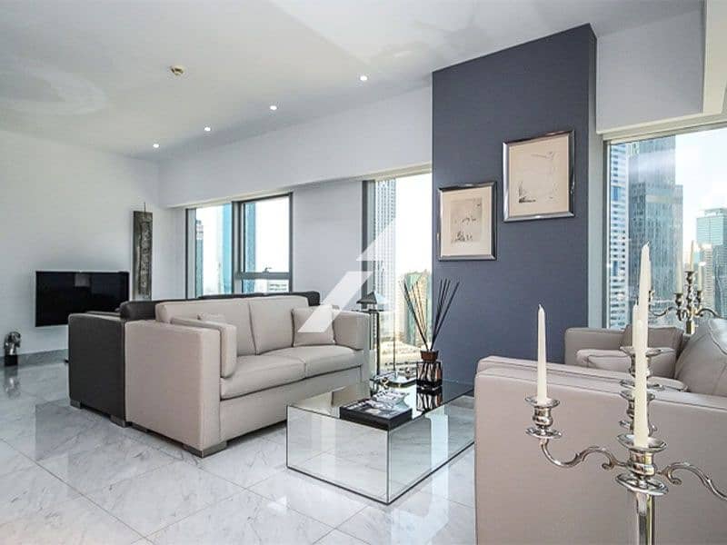 Upgraded| Furnished| Corner Unit| Vacant on Jan 15