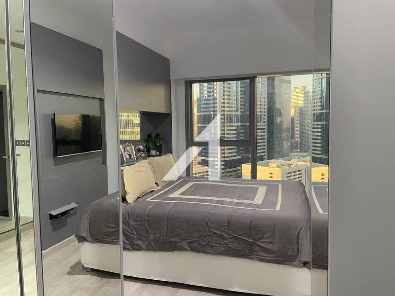 Upgraded| Furnished| Corner Unit| Vacant on Jan 15 - Image 12