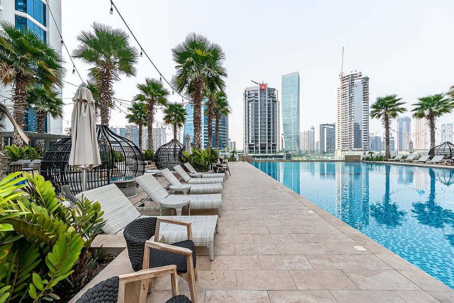 Fantastic Canal View| High Floor | Fully Furnished