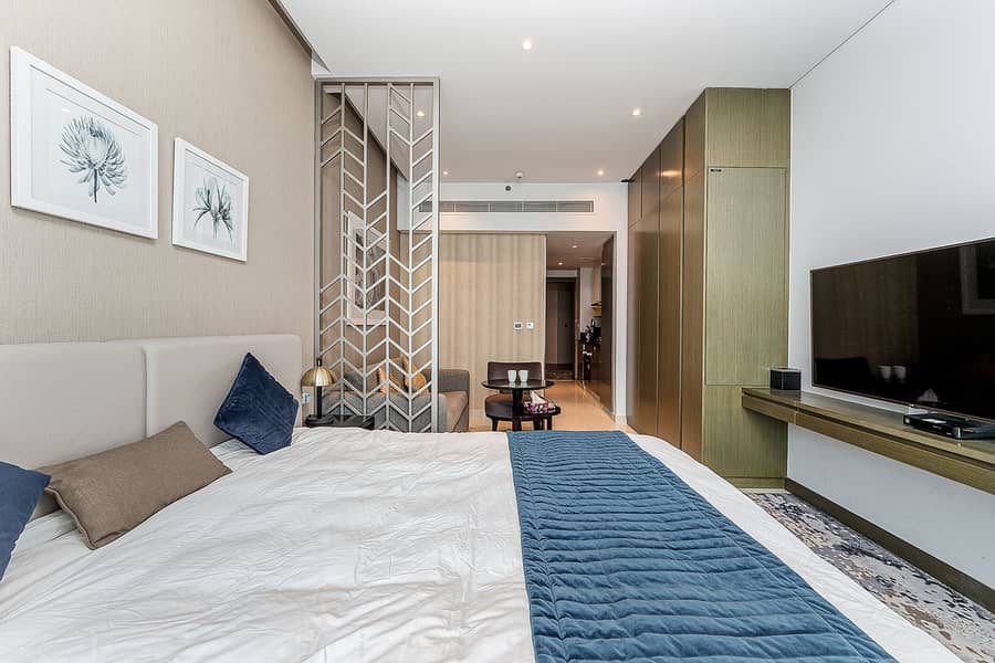 Fantastic Canal View| High Floor | Fully Furnished