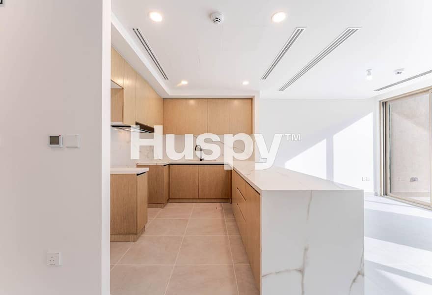 Vacant | Unfurnished | Community View