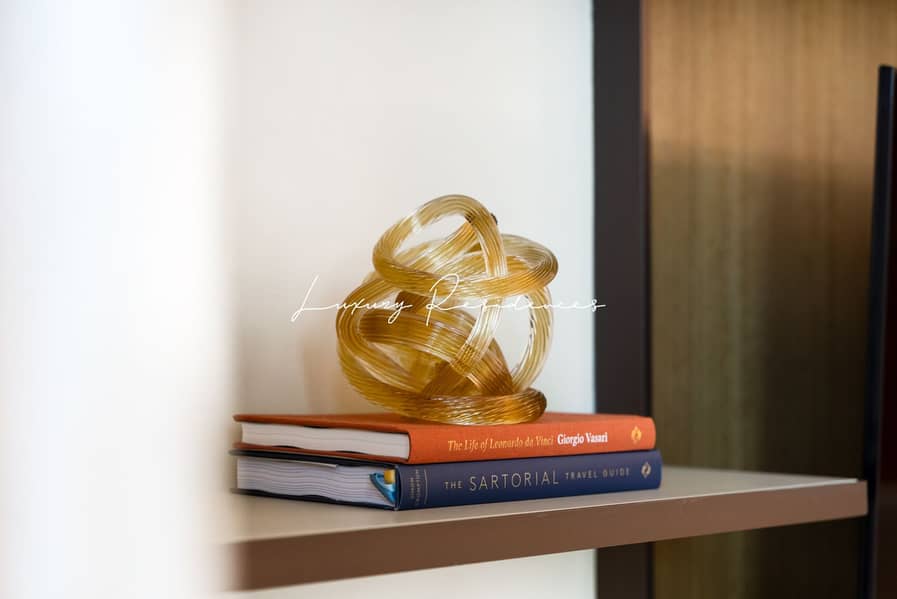 ** Vacant | High Floor | Prime Location ** - Image 8