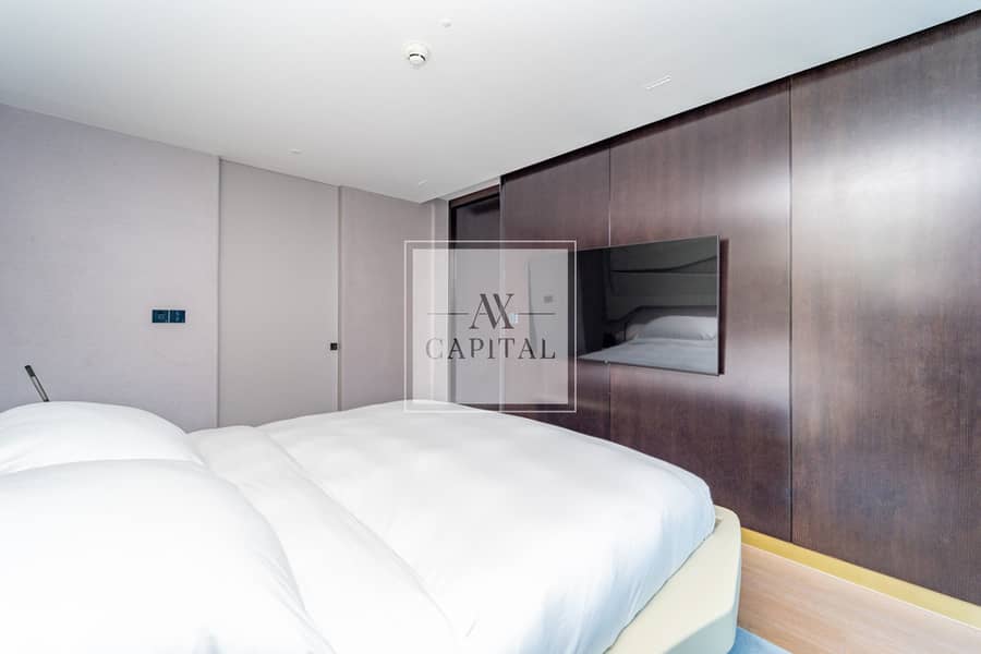 Best Deal | Burj View | Vacant | Brand new - Image 8