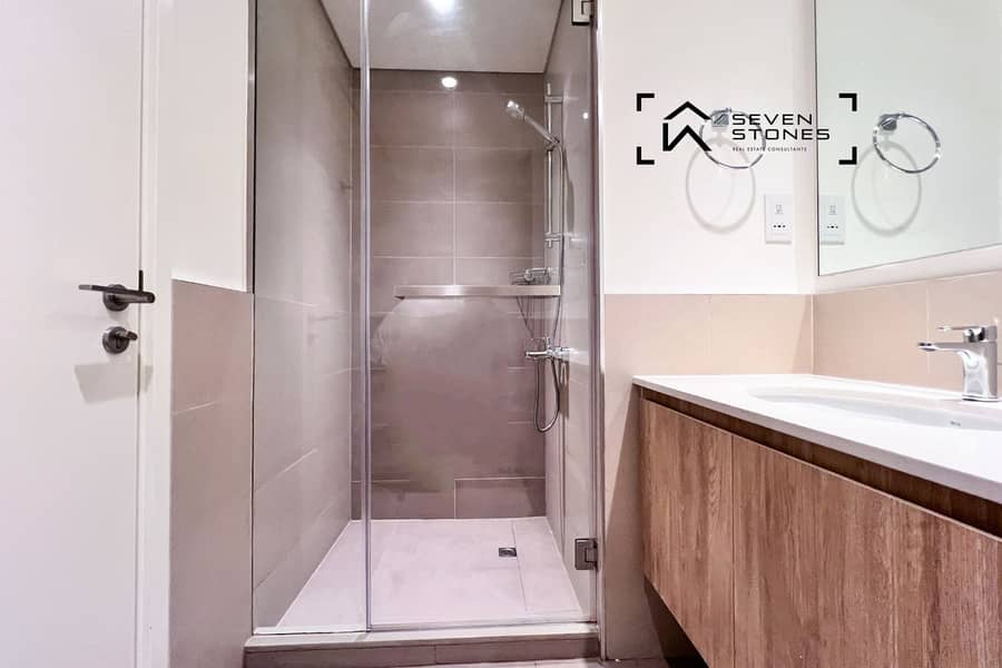 Chiller Free | Pool and Park Views | Vacant - Image 12