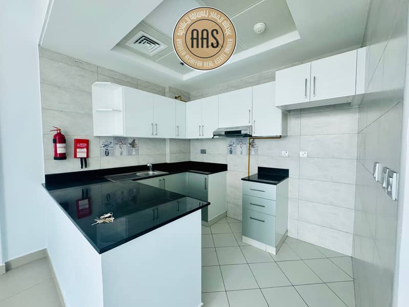 Like New Stunning Layout Big Studio 50k in 1 Cheque