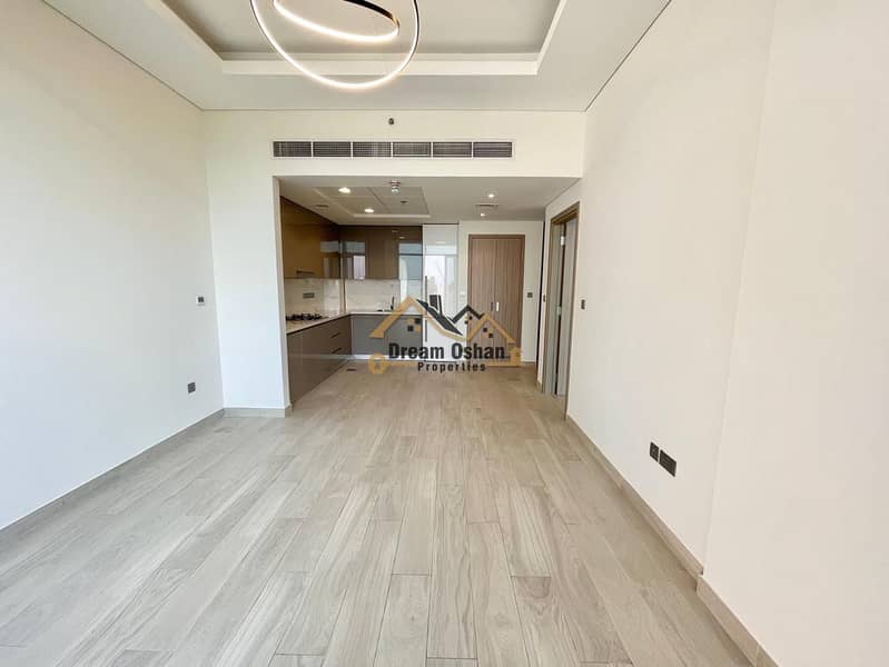 BURJ KHLIFA VIEW BIG TERRACE READY TO MOVE - Image 9