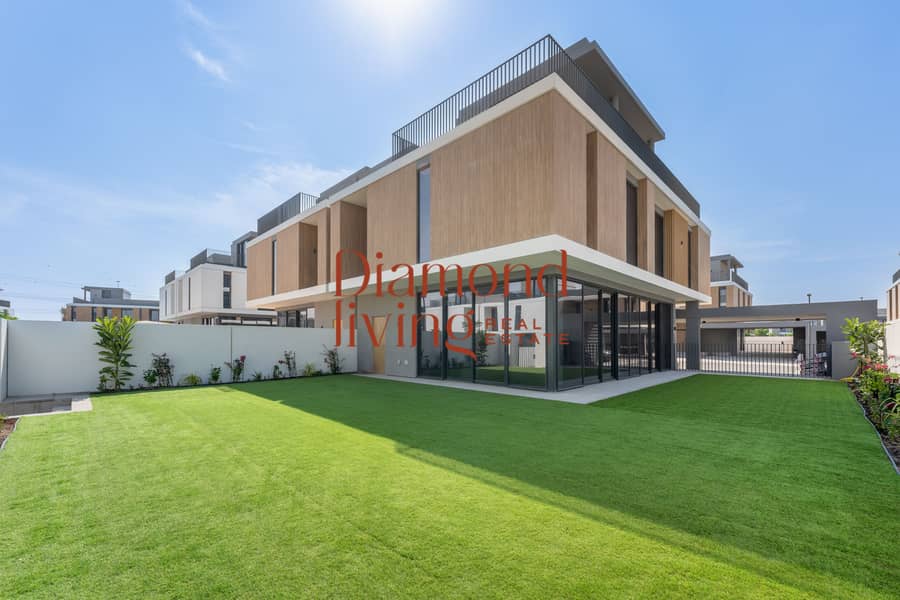 Modern Layout | Ready Vacant | Flexible Cheques