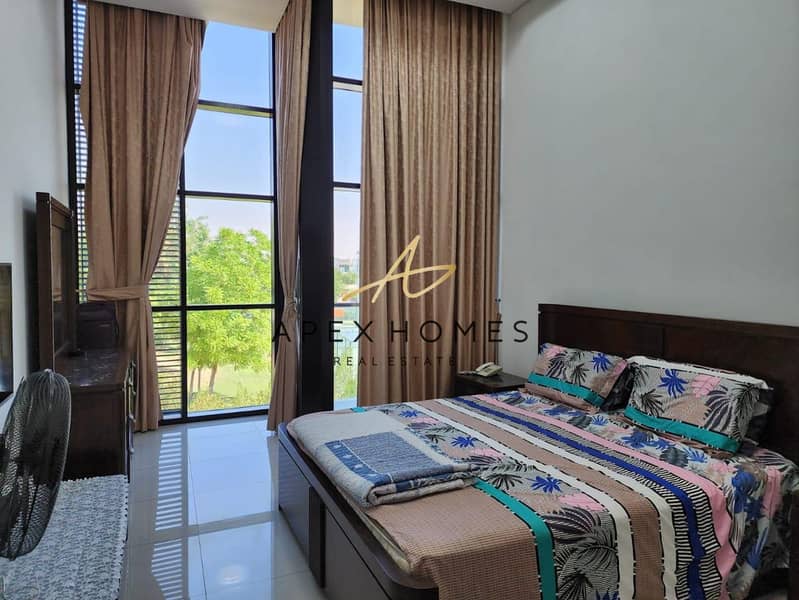 VACANT | SINGLE ROW | FURNISHED - Image 9