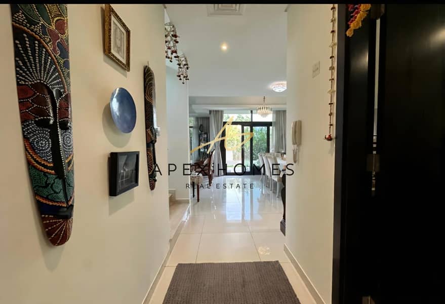 VACANT | SINGLE ROW | FURNISHED - Image 23