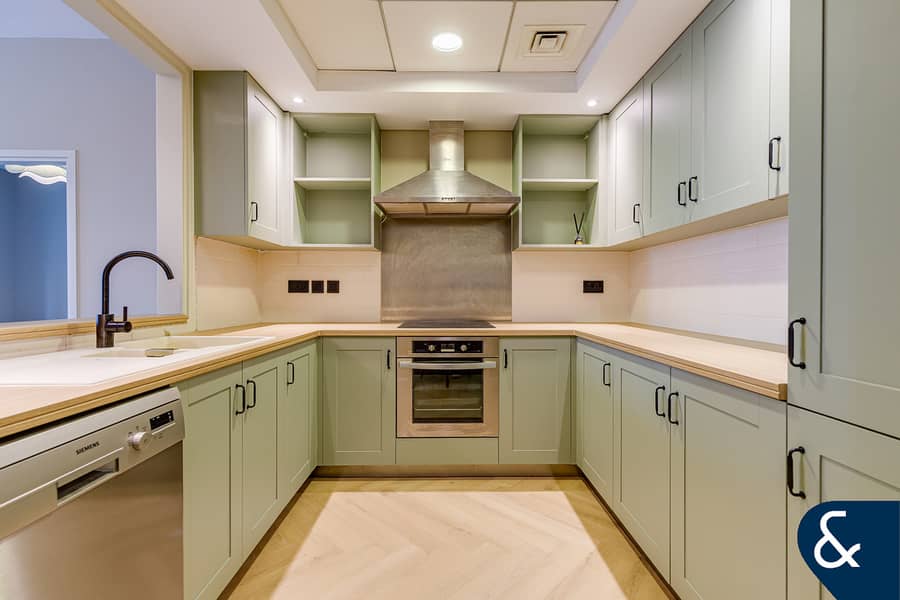 Exclusive | Upgraded | Vacant Now | One Bed - Image 6