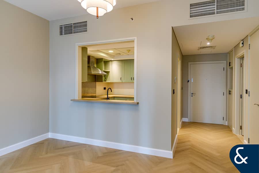 Exclusive | Upgraded | Vacant Now | One Bed - Image 9