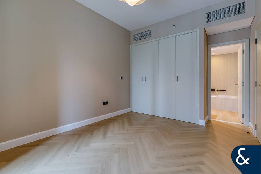 Exclusive | Upgraded | Vacant Now | One Bed - Image 12