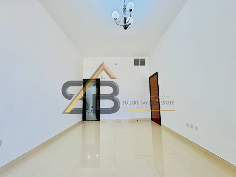 Close to Souq Extra|1Bhk Apartment|Balcony|Parking