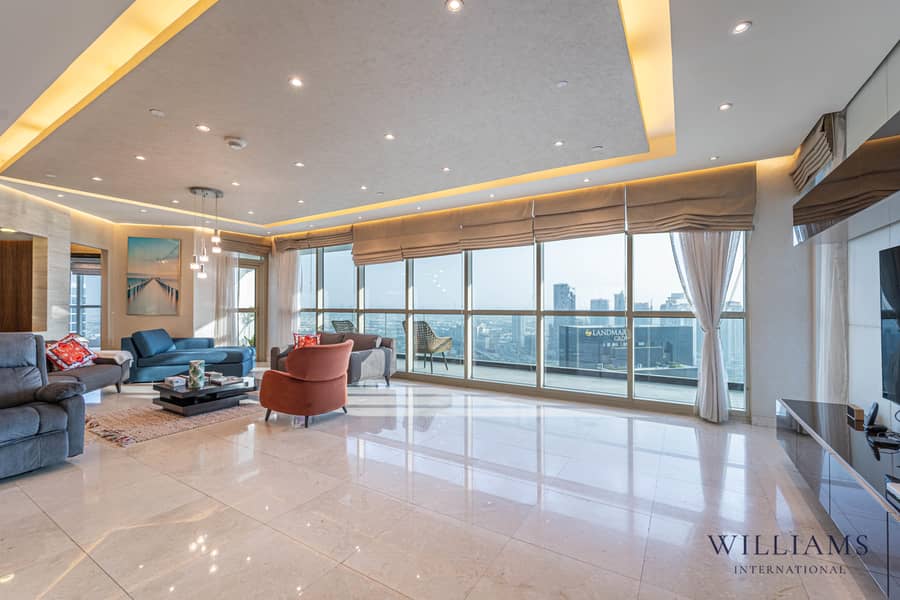 Skyline Views | Stunning 3-Bed | Prime Location - Image 7