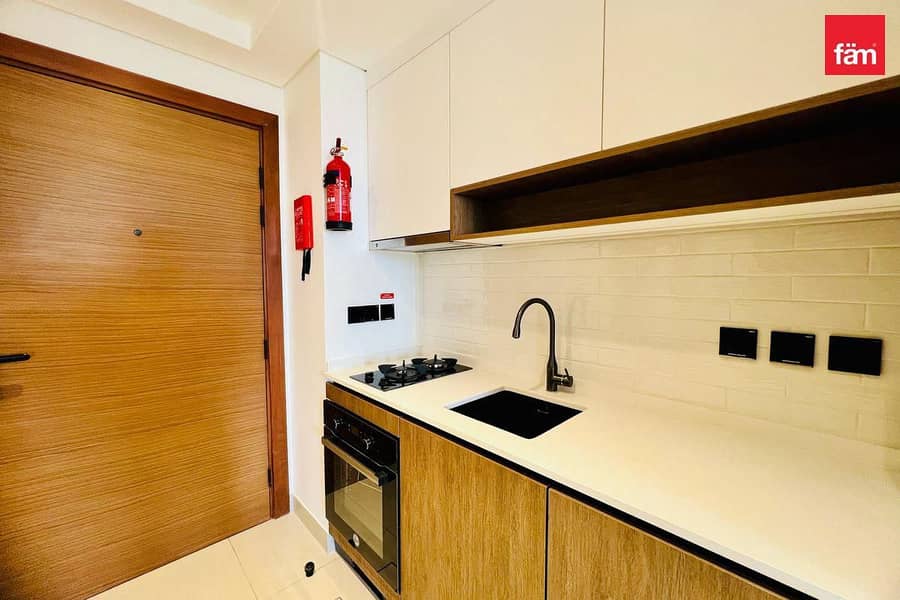 Fully Furnished | Spacious | Available Soon - Image 23