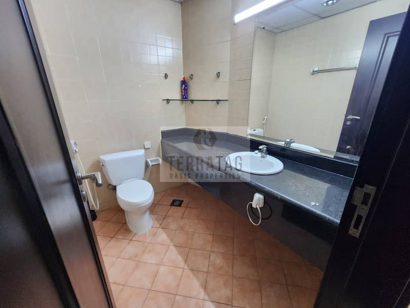 Fully furnished one bedroom available for rent closed the garden metro station with balcony - Image 12