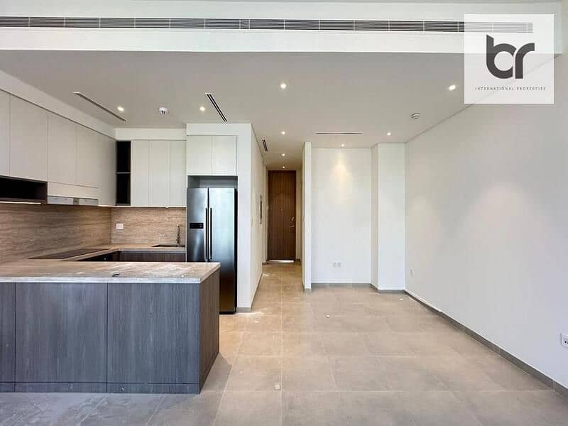 Genuine Listing l Spacious 3BR Villa | Vacant | Prime Location in Al Hebiah