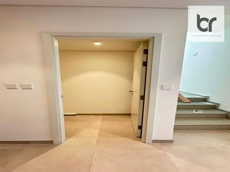 Genuine Listing l Spacious 3BR Villa | Vacant | Prime Location in Al Hebiah - Image 9