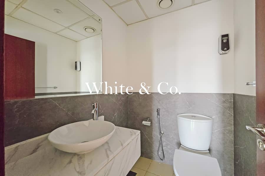 Marina View | Spacious Layout | Unfurnished - Image 15