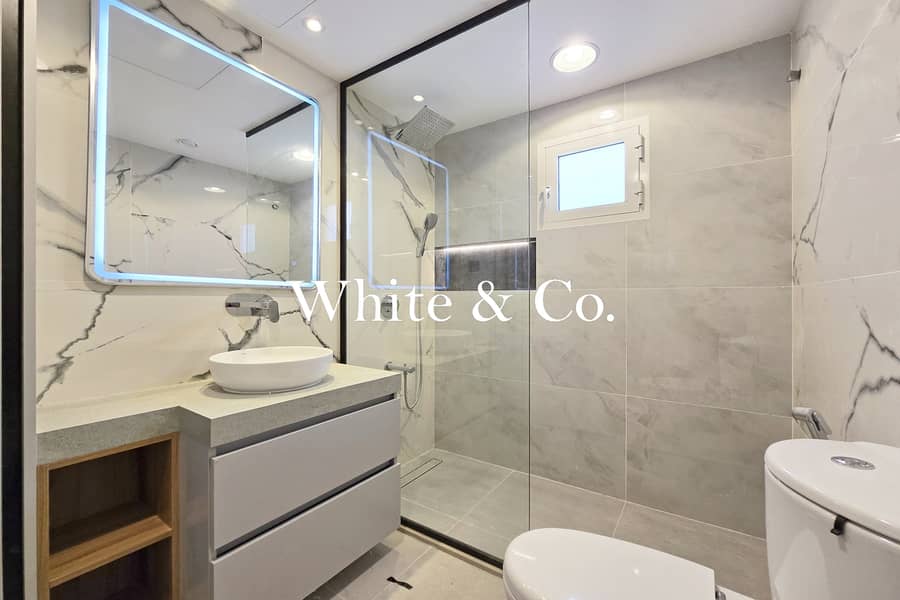 Fully Upgraded | 5 Bedrooms | Vacant Now - Image 6