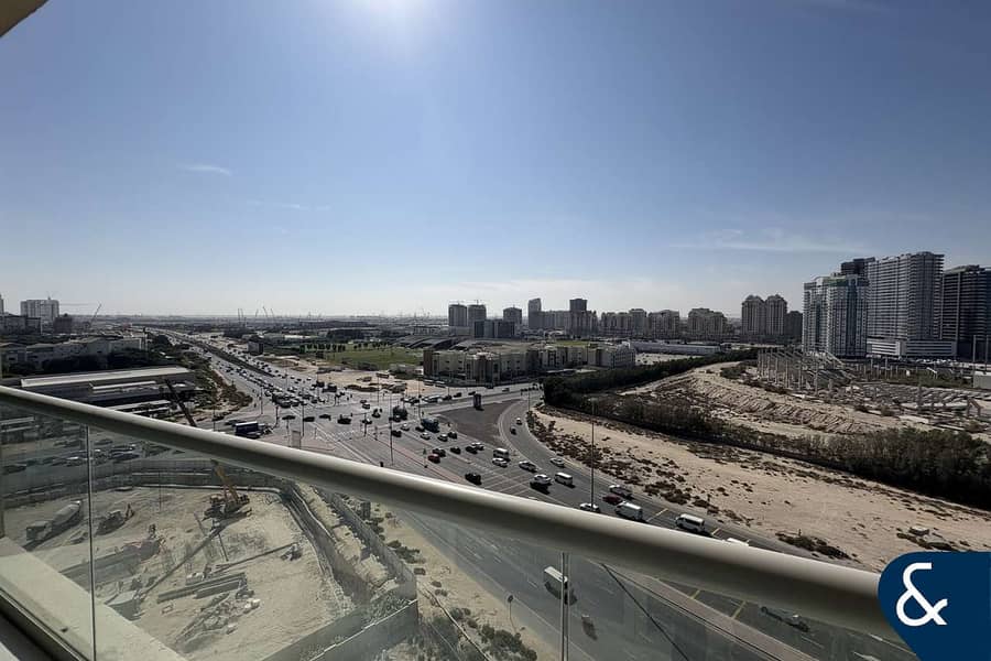 High floor | Spacious | Open View - Image 13