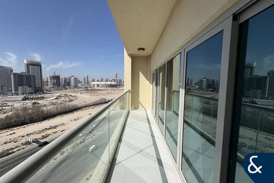 High floor | Spacious | Open View - Image 14