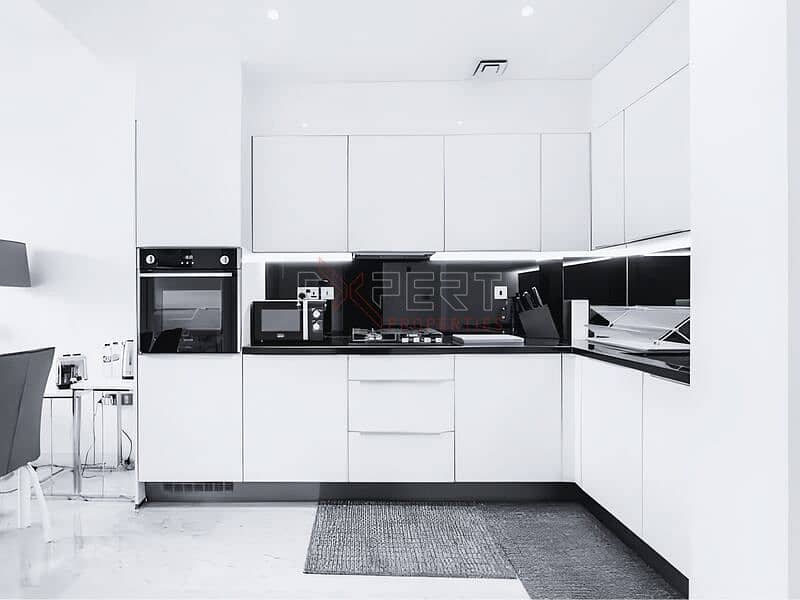 Stunning Views | Bright & Furnished | Move-in Ready