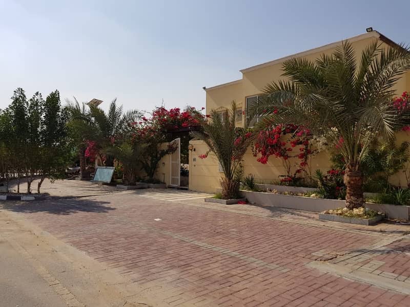 Villa with a perfect size and price for sale