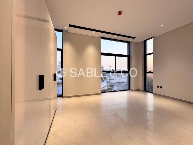 Vacant | Private Pool and Elevator | Brand New - Image 34