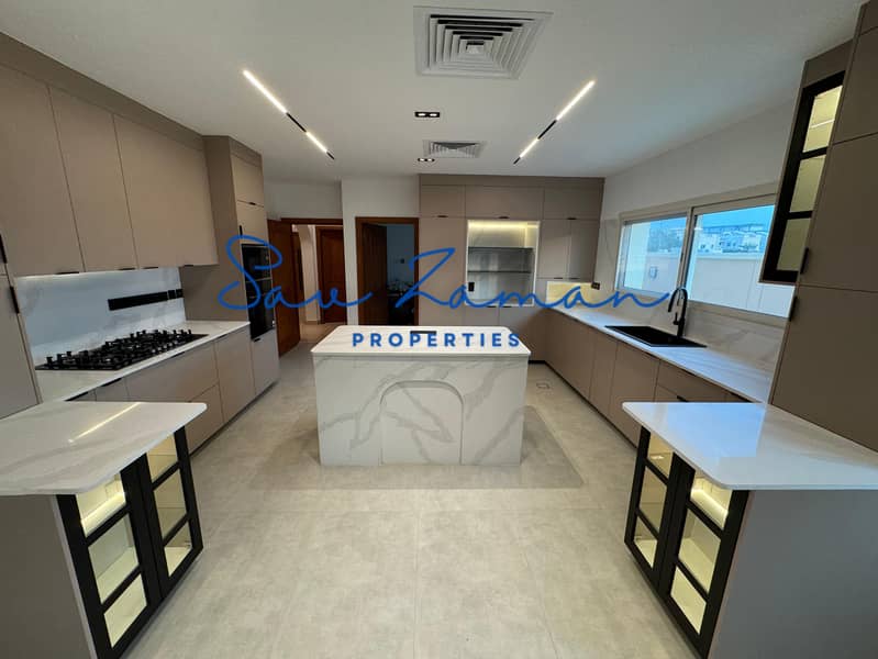 LUXURY MODERN FINISH 5BR+MAIDS PRIVATE GARDEN SEMI INDEPENDENT VILLA