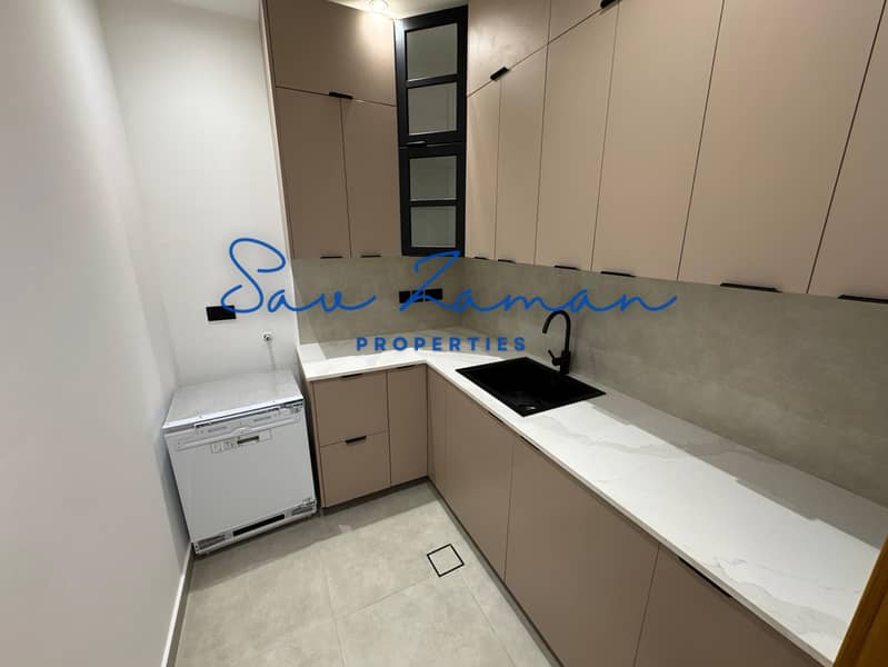 LUXURY MODERN FINISH 5BR+MAIDS PRIVATE GARDEN SEMI INDEPENDENT VILLA - Image 14