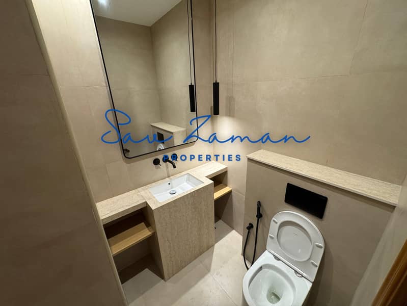 LUXURY MODERN FINISH 5BR+MAIDS PRIVATE GARDEN SEMI INDEPENDENT VILLA - Image 21