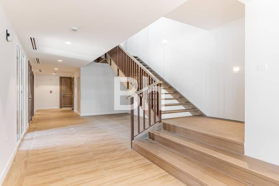 FULL SEA VIEW | RENTED | CORNER UNIT | PINK HOUSE