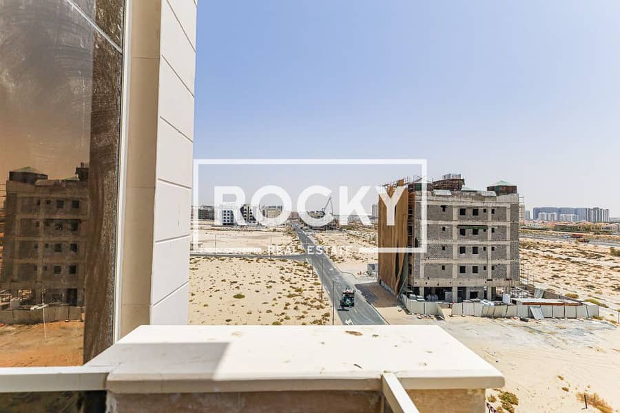11 Liwan 2 - Al Hosam Building -68. JPG