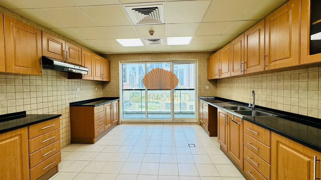 SPACIOUS | PREMIUM BUILDING | CLOSE TO METRO - Image 9