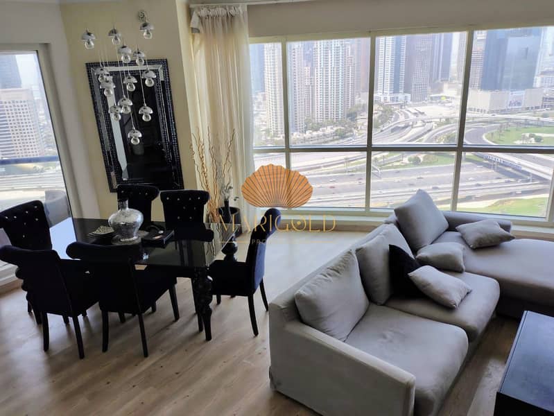 FULLY FURNISHED I SPACIOUS I ELEGANT I DUPLEX APARTMENT