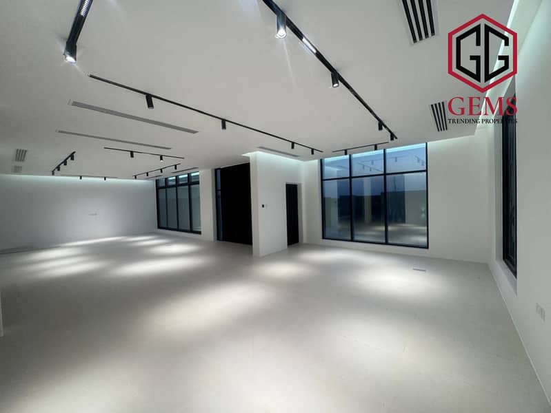 PRIME LOCATION | BEST OFFER | HUGE AREA | GARDEN