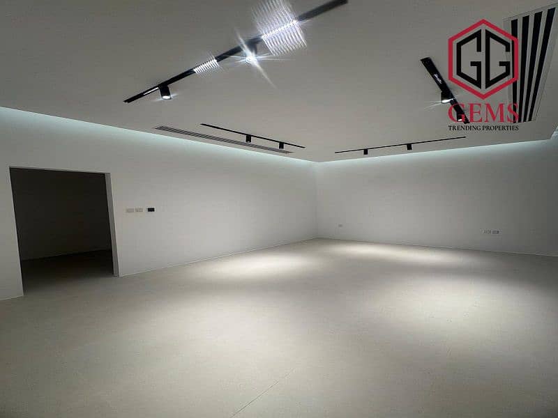 PRIME LOCATION | BEST OFFER | HUGE AREA | GARDEN - Image 6