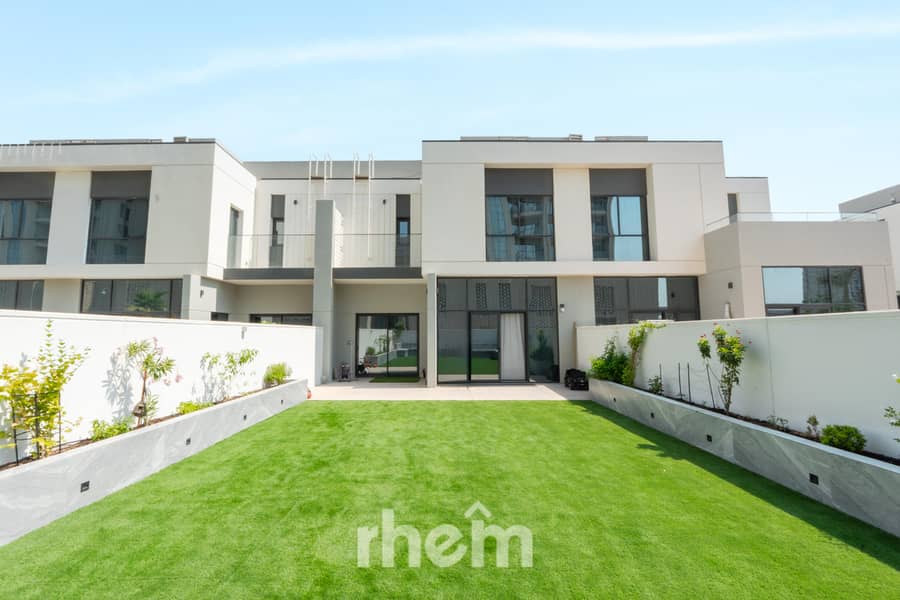 Single Row | Close To Amenities | Vastu