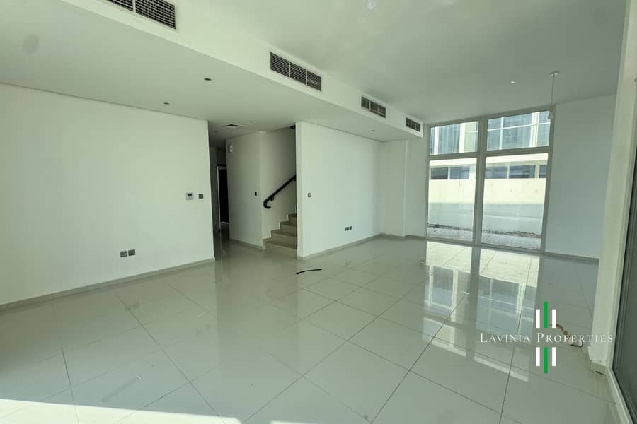 Single Row | 6BR | Beautiful Layout | 4098.89 sqft