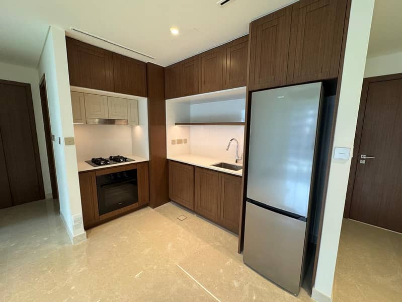 Sea View 1BR Apartment in Emaar Beachfront | Only AED 145,000