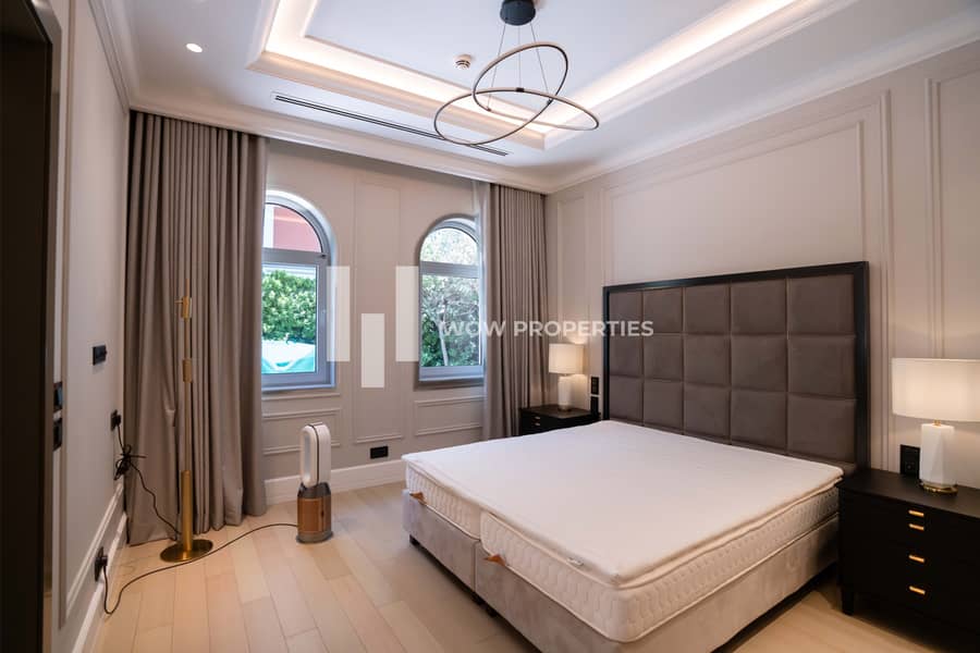 Ultra Luxury Beachfront Villa | Bespoke Interiors - Image 22