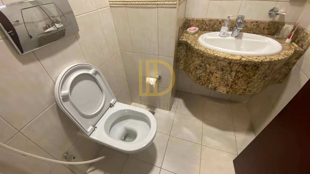 Sea and Dubai Eye View I Furnished I High floor - Image 6