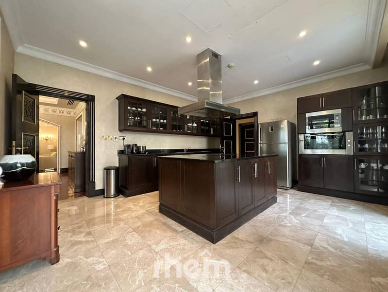 Stunning 5 BR Villa | Private Pool | Luxury Living - Image 19