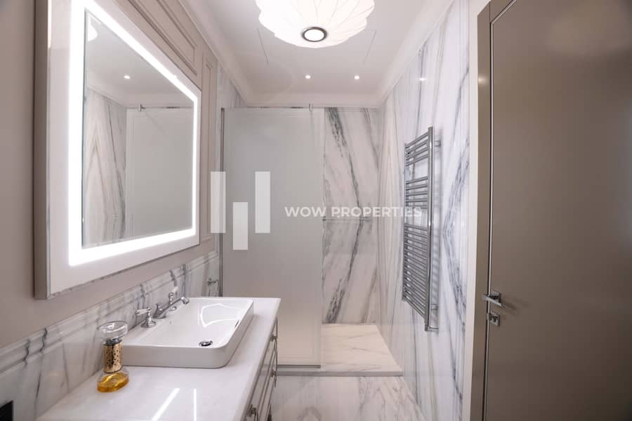 Ultra Luxury Beachfront Villa | Bespoke Interiors - Image 25