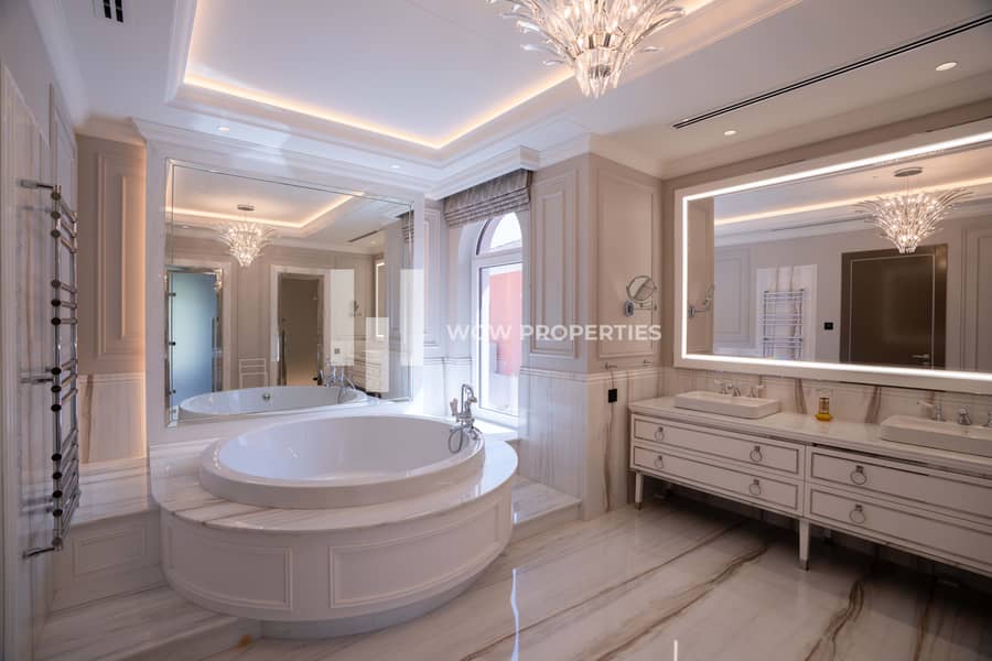 Ultra Luxury Beachfront Villa | Bespoke Interiors - Image 32