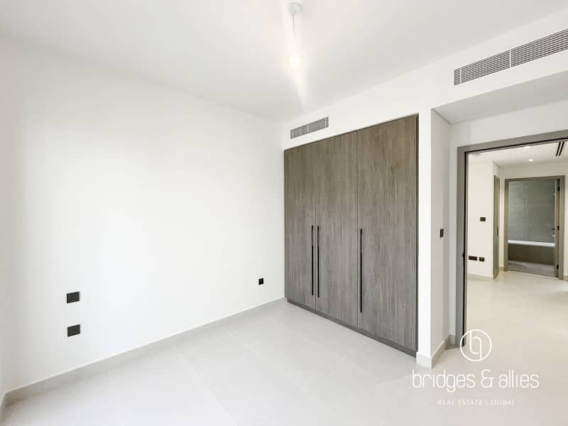 3 BED TH | CLOSE TO PARK POOL | READY LANSCAPED - Image 9
