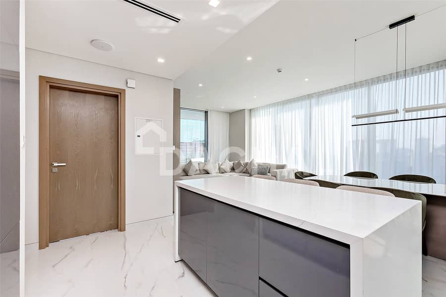 Brand New | Signature Unit | Marina and Palm view