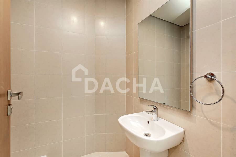 Brand New | Signature Unit | Marina and Palm view - Image 10