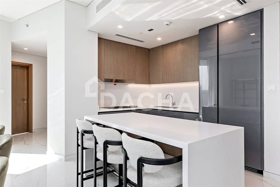 Brand New | Signature Unit | Marina and Palm view - Image 35